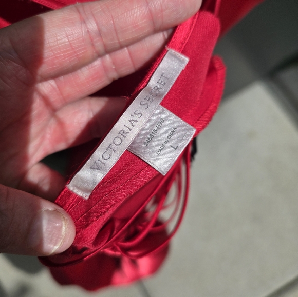 Sexy red Victoria's Secret 90s lingerie style slip dress - Picture 5 of 6